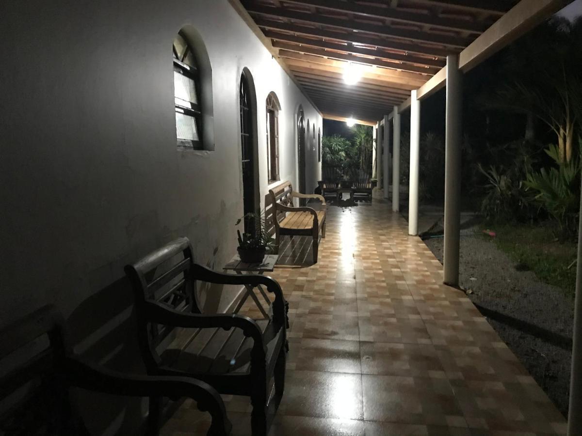 Suites Proximo Ao Rio Jaguareguava Em ベルチオガ エクステリア 写真