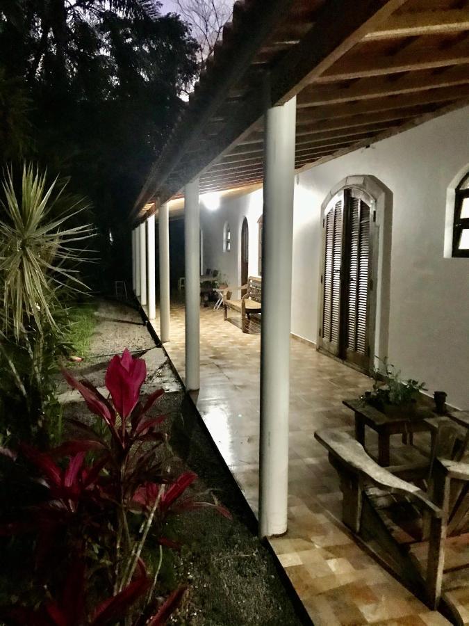Suites Proximo Ao Rio Jaguareguava Em ベルチオガ エクステリア 写真